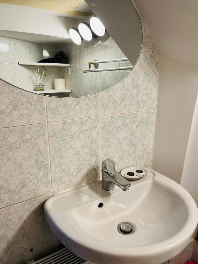 Dream Dwell Paris-Two-Bedroom Flat Near Pompidou Centre Luaran gambar